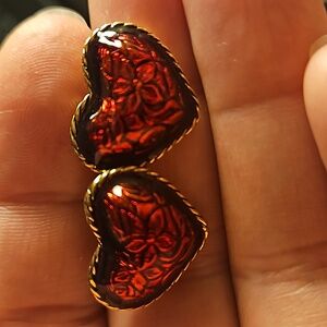 Avon gold tone vintage Heart Earrings